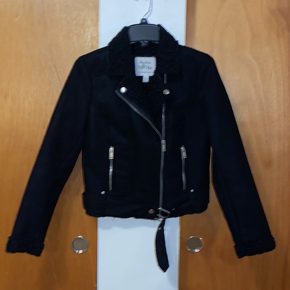 🖤NWOT Maralyn & Me Faux Shearling Moto Jacket - Picture 6 of 15